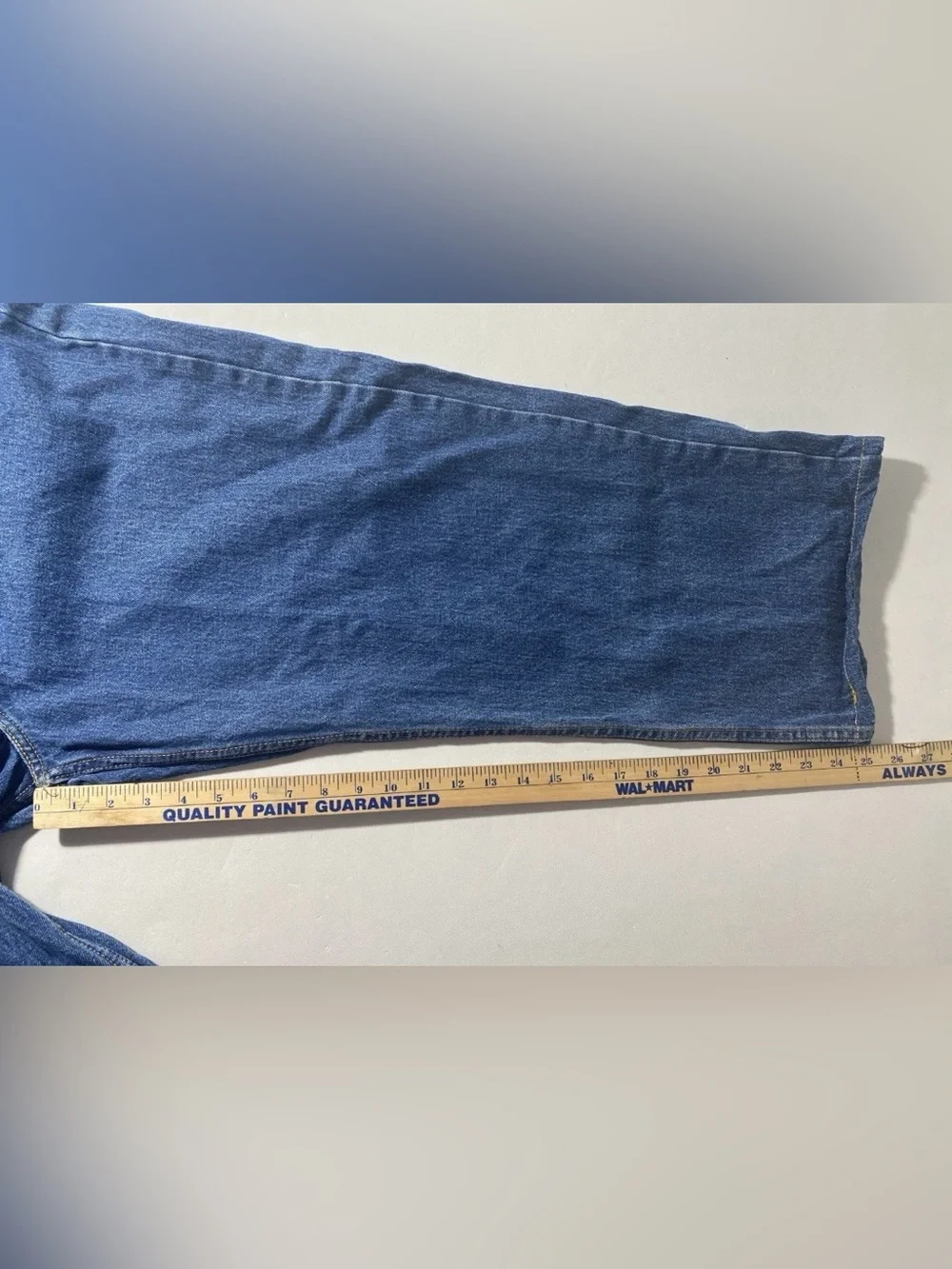 GOOD Size 42 x 25 Mens Levi (Levis) Strauss 550 Jeans Cotton Med Blue